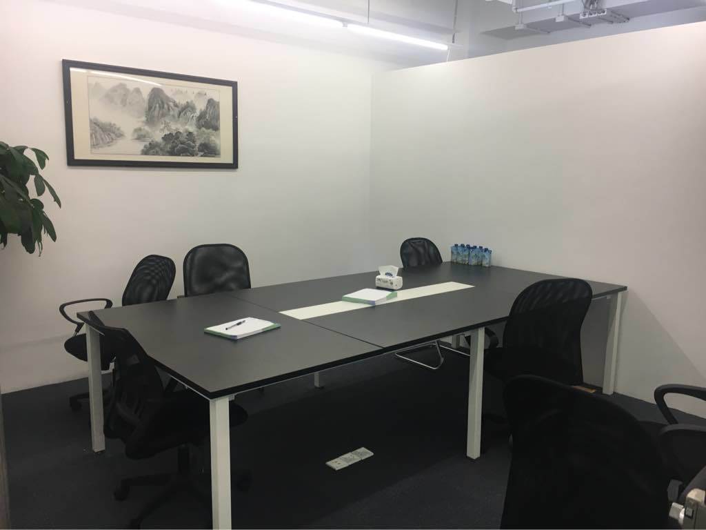 天会商务广场(凌空SOHO)长宁 天会商务广场(凌空SOHO) 242平米 精装修