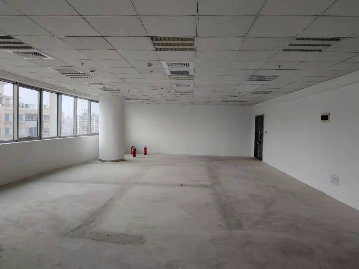 平高国际广场145平米办公室出租-租金价格5.78元/m²/天