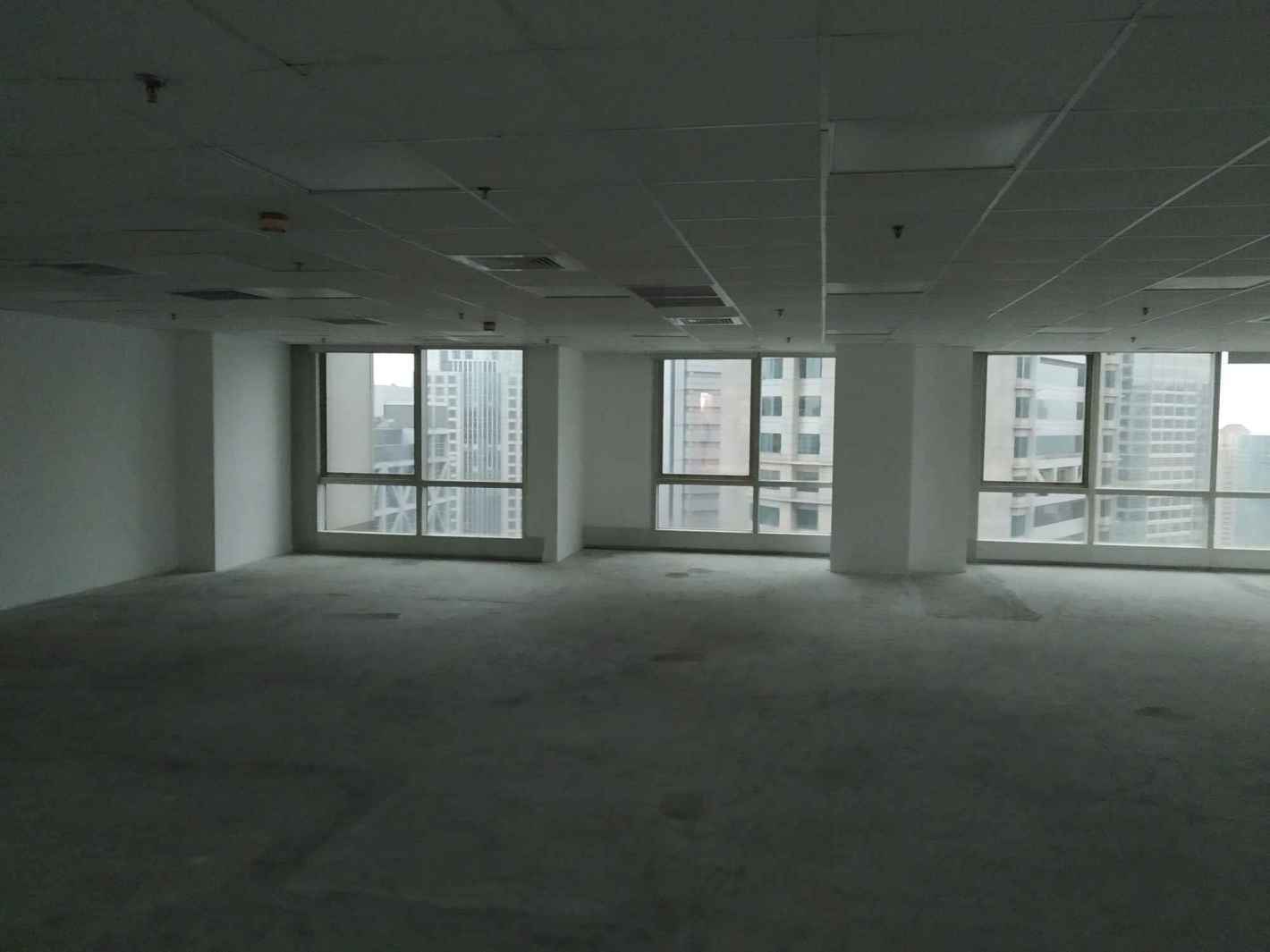 上海招商局大厦浦东 上海招商局大厦 681平米 简装修