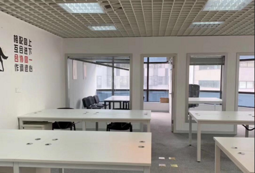 苏河1号静安 苏河1号 110平米 中等装修