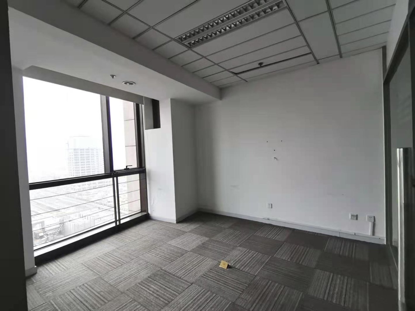 绿地汇中心徐汇 绿地汇中心 123平米 简装修