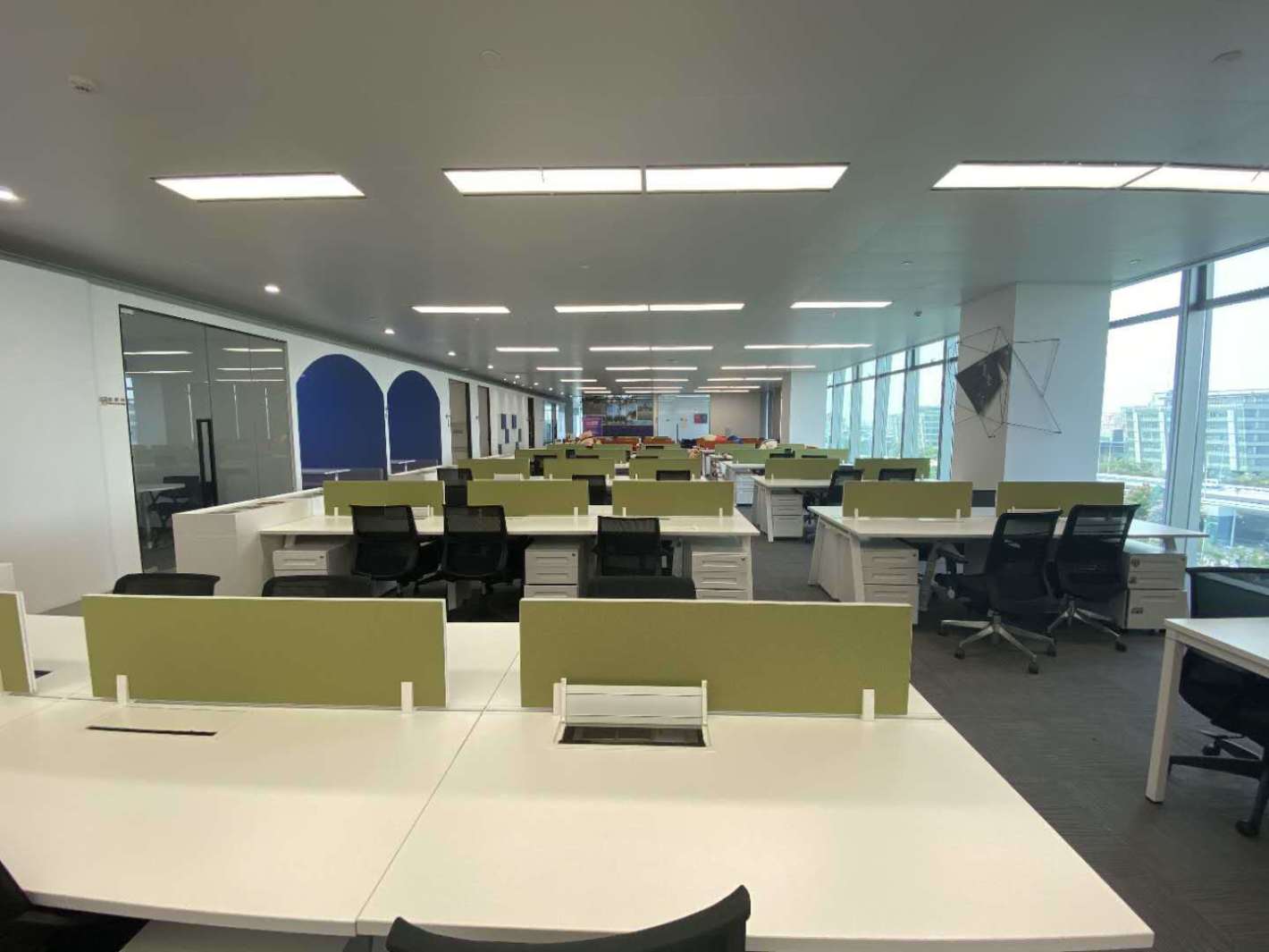 虹桥汇长宁 虹桥汇 388平米 简装修