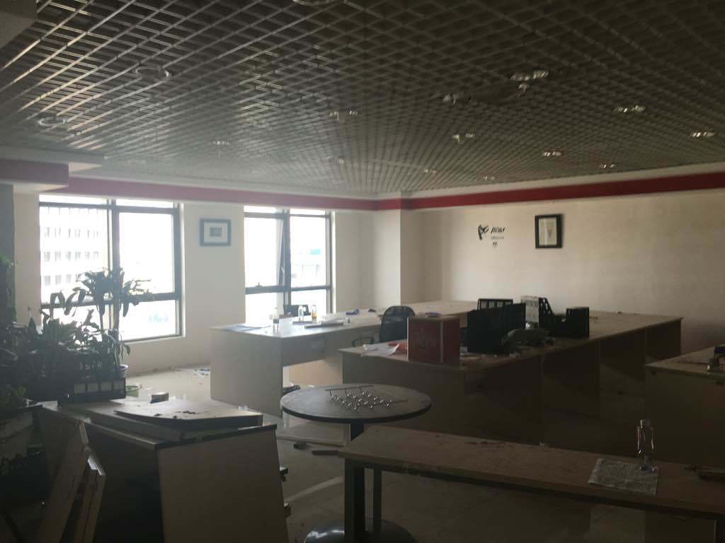 苏河1号静安 苏河1号 110平米 中等装修