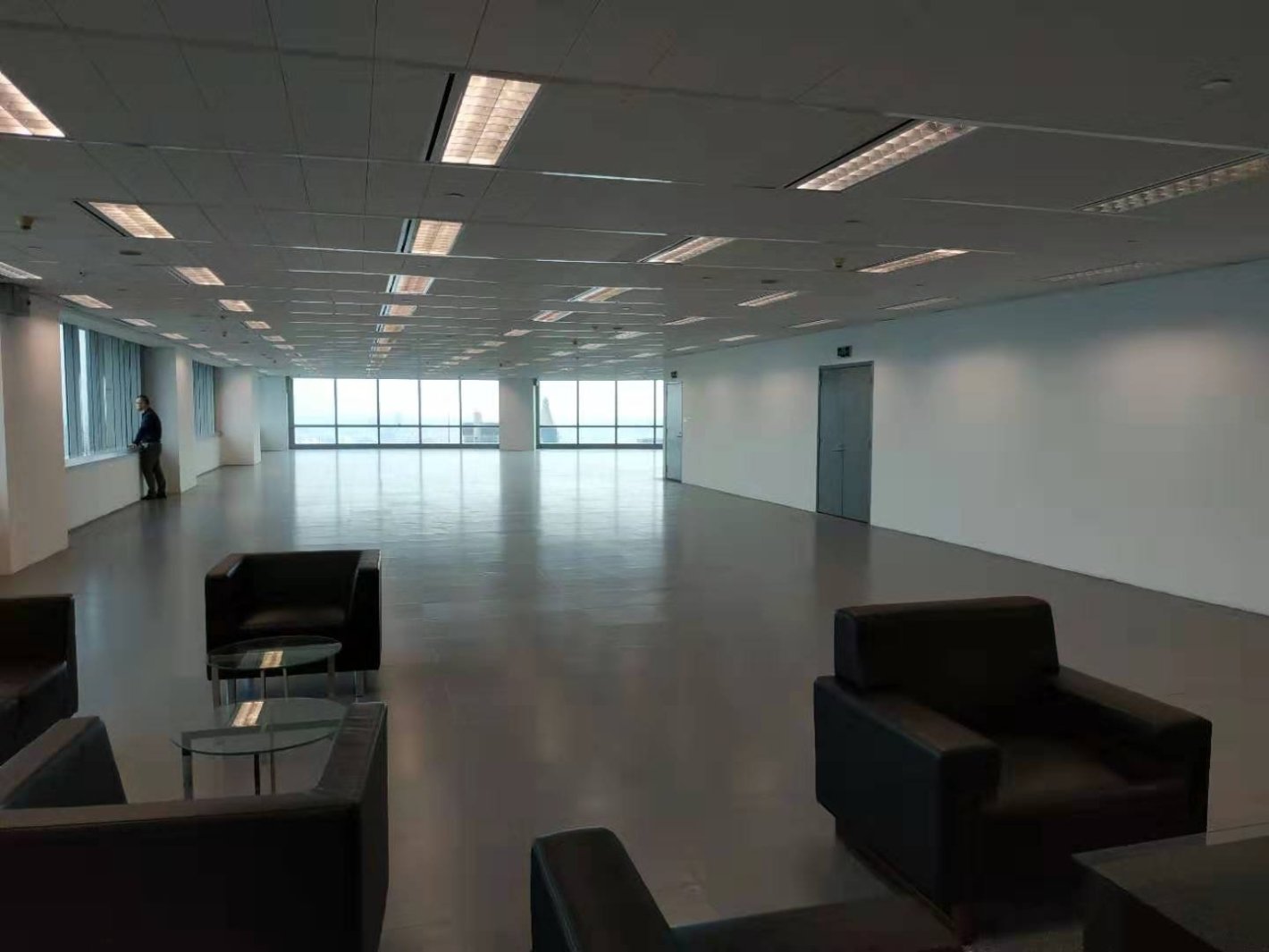 长宁来福士广场长宁 长宁来福士广场 228平米 简装修