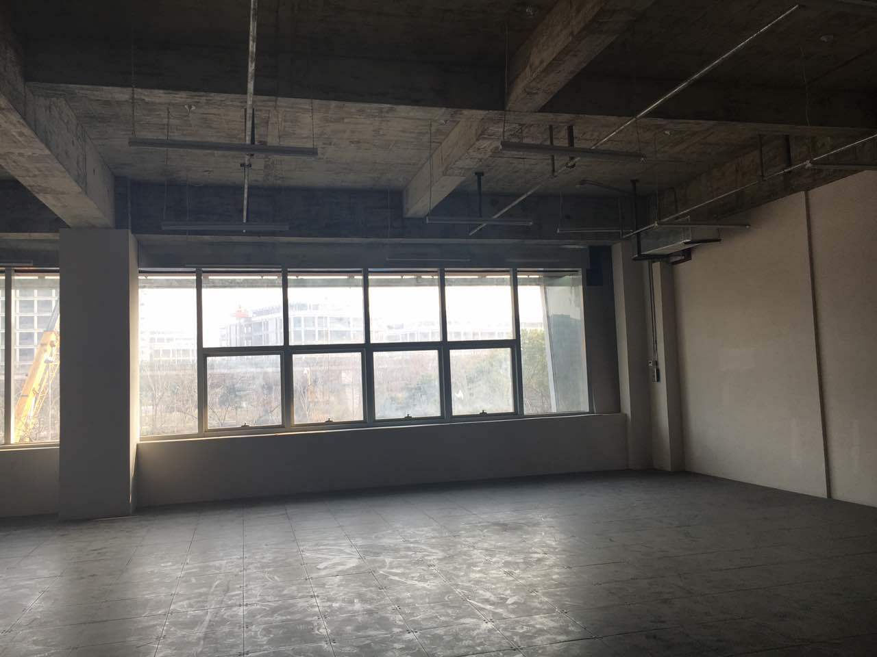 天会商务广场(凌空SOHO)长宁 天会商务广场(凌空SOHO) 219平米 豪华装修