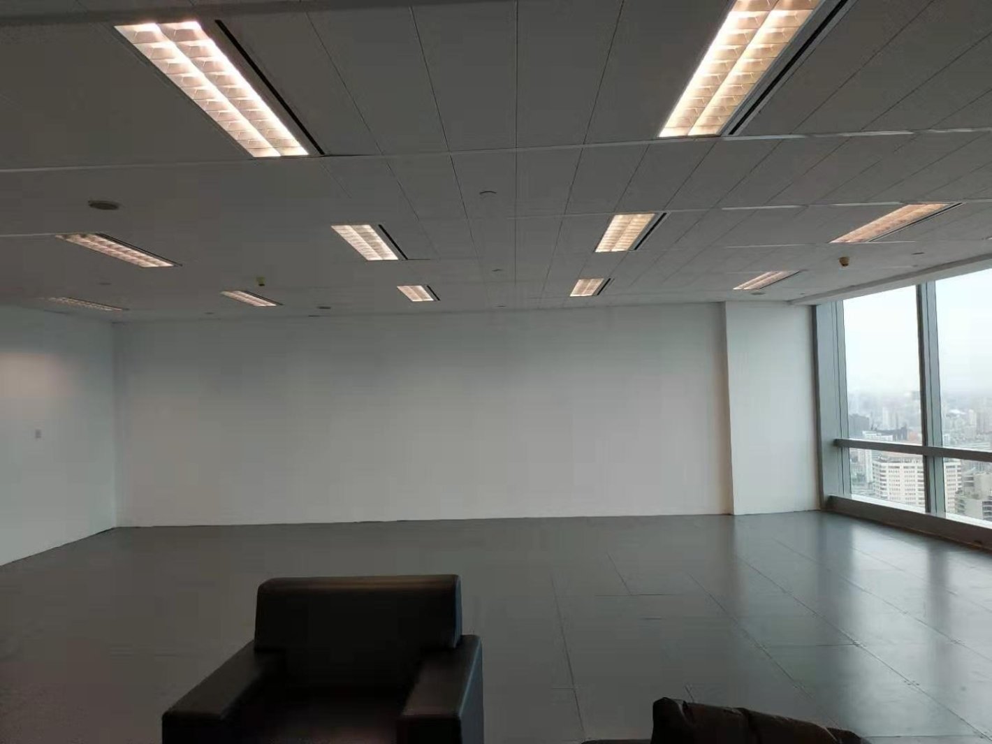 长宁来福士广场长宁 长宁来福士广场 228平米 简装修