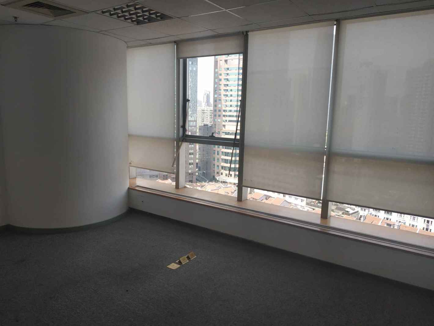 天安中心大厦239平米办公室出租-租金价格7.60元/m²/天