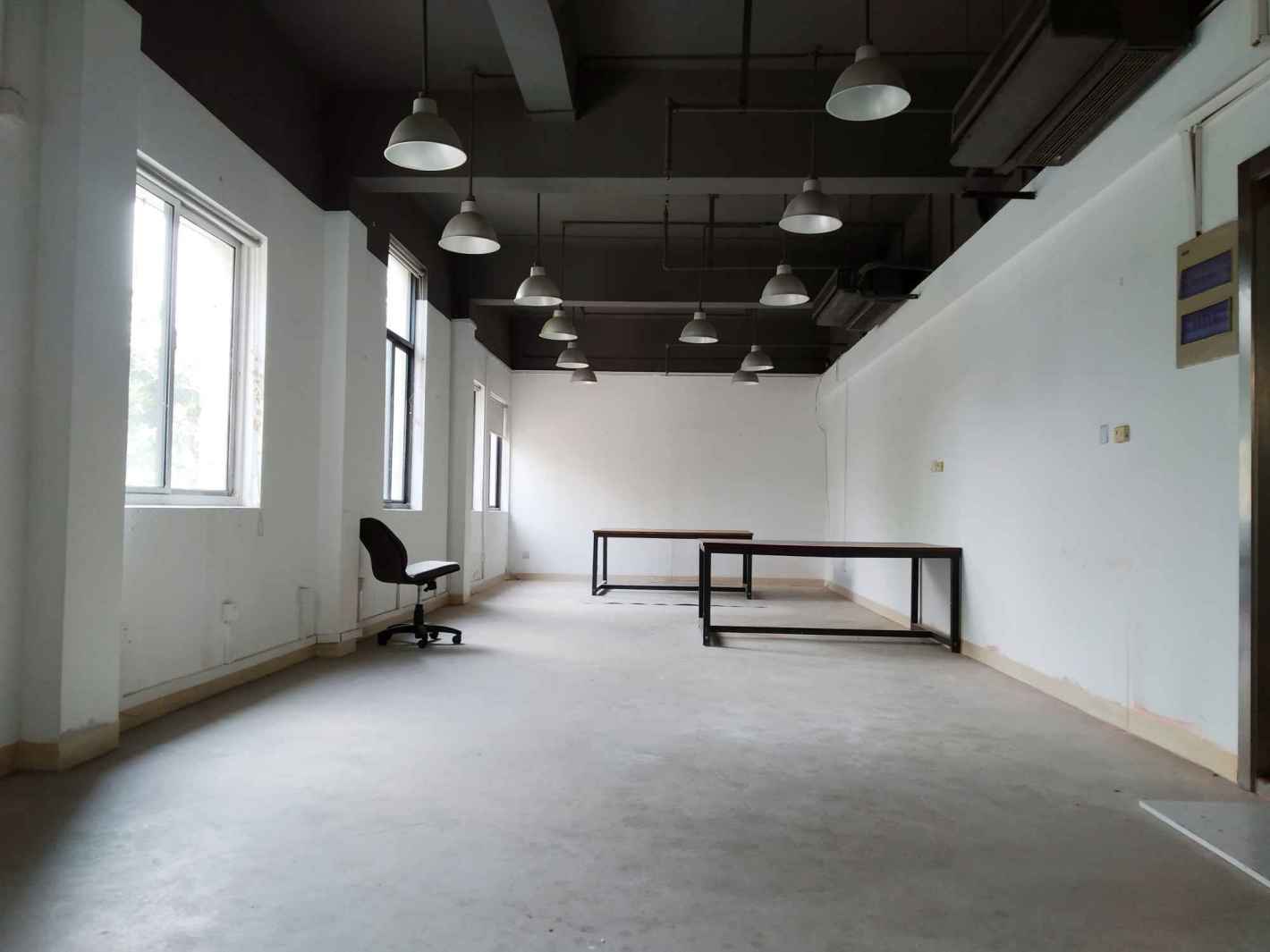 智慧桥创意产业园91平米办公室出租-租金价格3.35元/m²/天