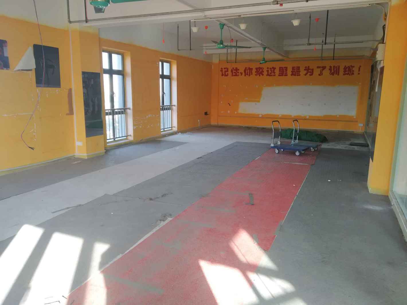 飞马旅51center 园区静安 飞马旅51center 园区 62平米 简装修