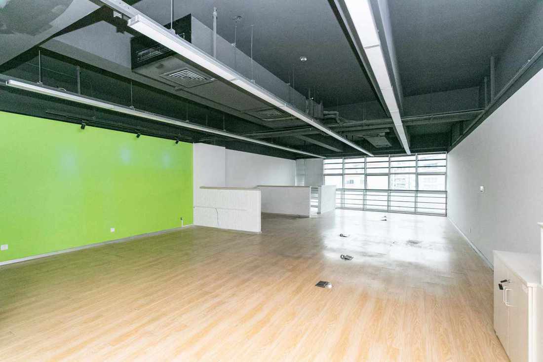 莱茵虹桥中心闵行 莱茵虹桥中心 186平米 精装修