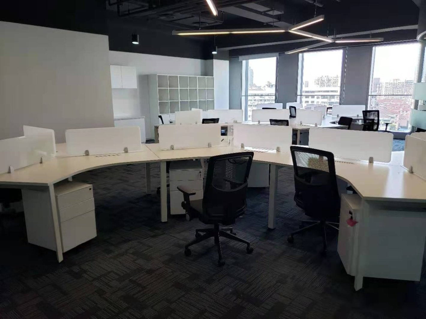 SOHO天山广场长宁 SOHO天山广场 768平米 简装修