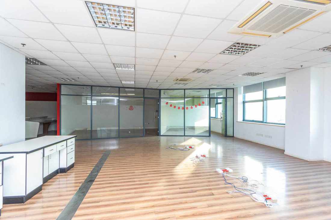 江裕大厦静安 江裕大厦 228平米 简装修