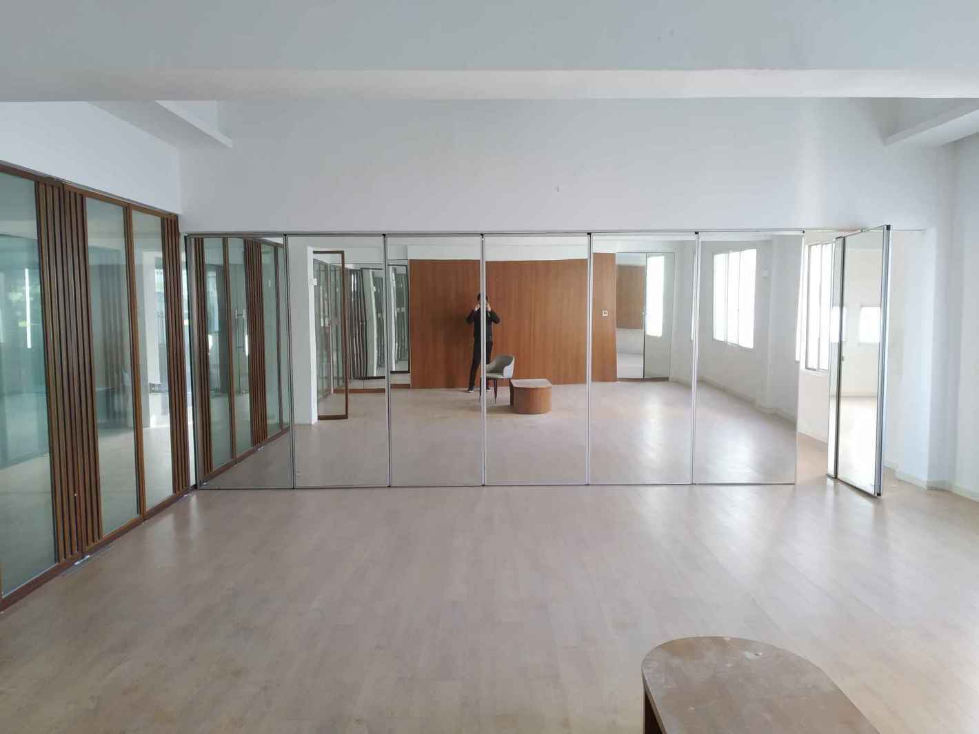 上汽·天山坊（上海时尚园）389平米办公室出租-租金价格4.26元/m²/天