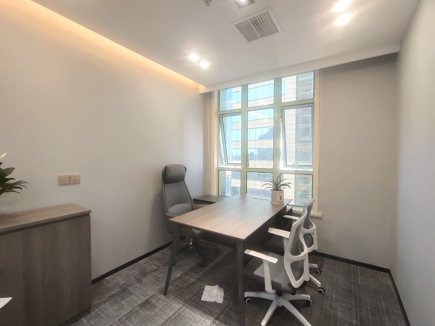 华盛大厦黄浦 华盛大厦 143平米 毛坯