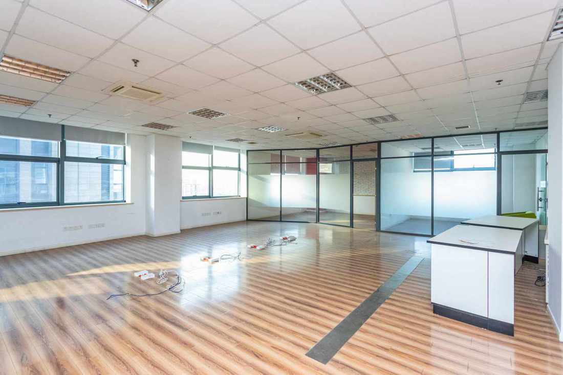 江裕大厦静安 江裕大厦 228平米 简装修