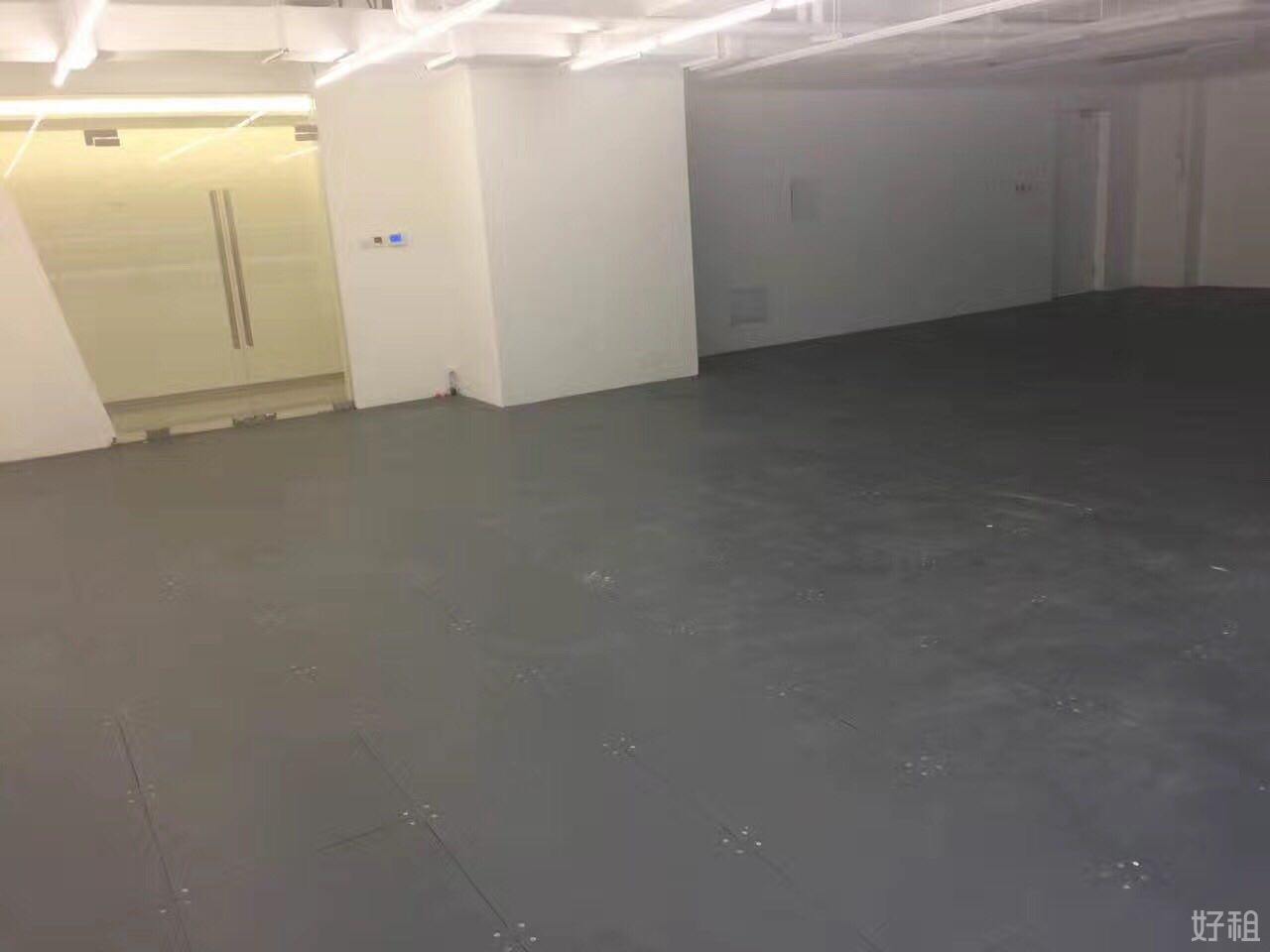 天会商务广场(凌空SOHO)长宁 天会商务广场(凌空SOHO) 205平米 标准装修