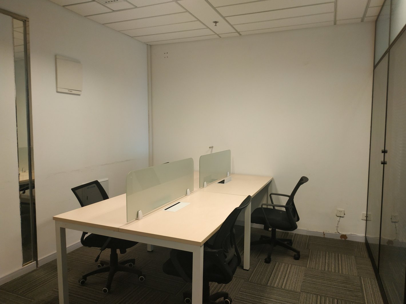 绿地汇中心徐汇 绿地汇中心 65平米 中等装修