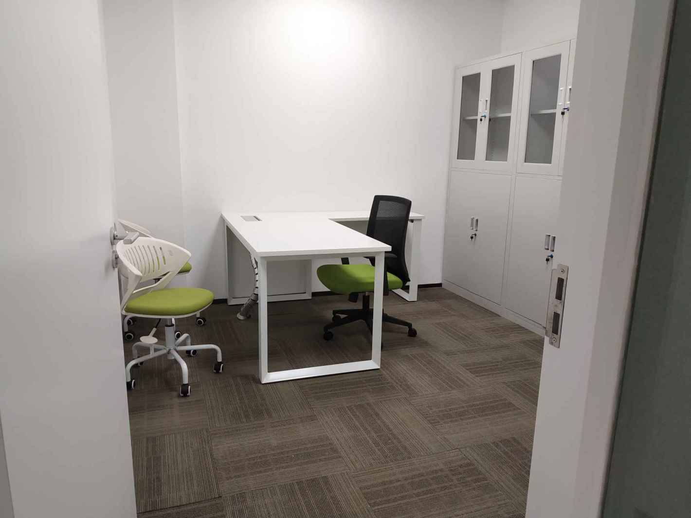 远洋商业大厦黄浦 远洋商业大厦 318平米 中等装修