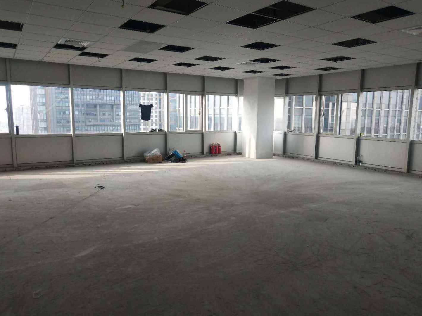 海亮大厦普陀 海亮大厦 334平米 简装修