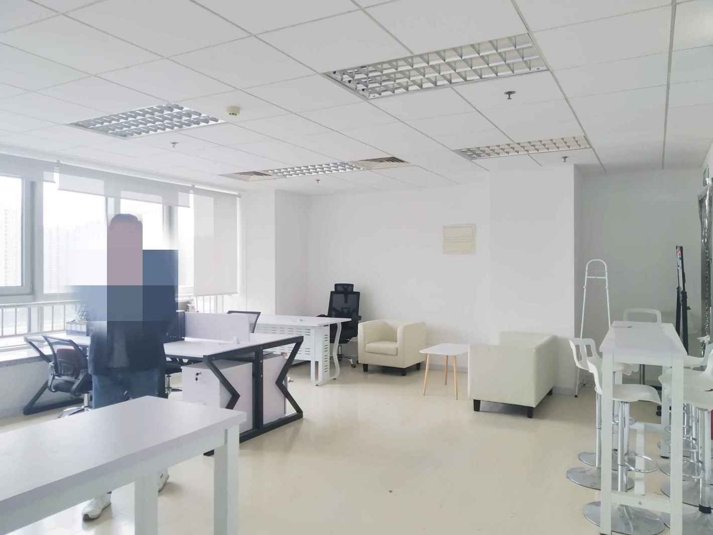 新城市中心广场普陀 新城市中心广场 82平米 中等装修