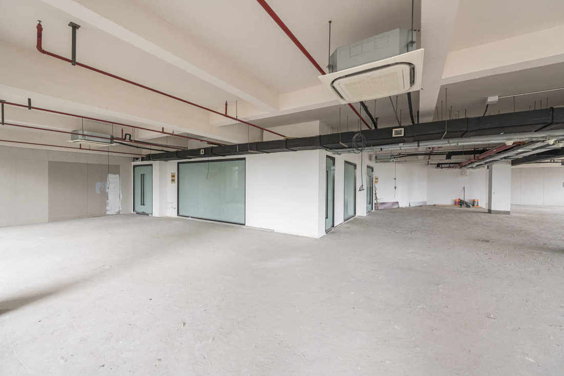 扬子江国际企业广场长宁 扬子江国际企业广场 698平米 毛坯