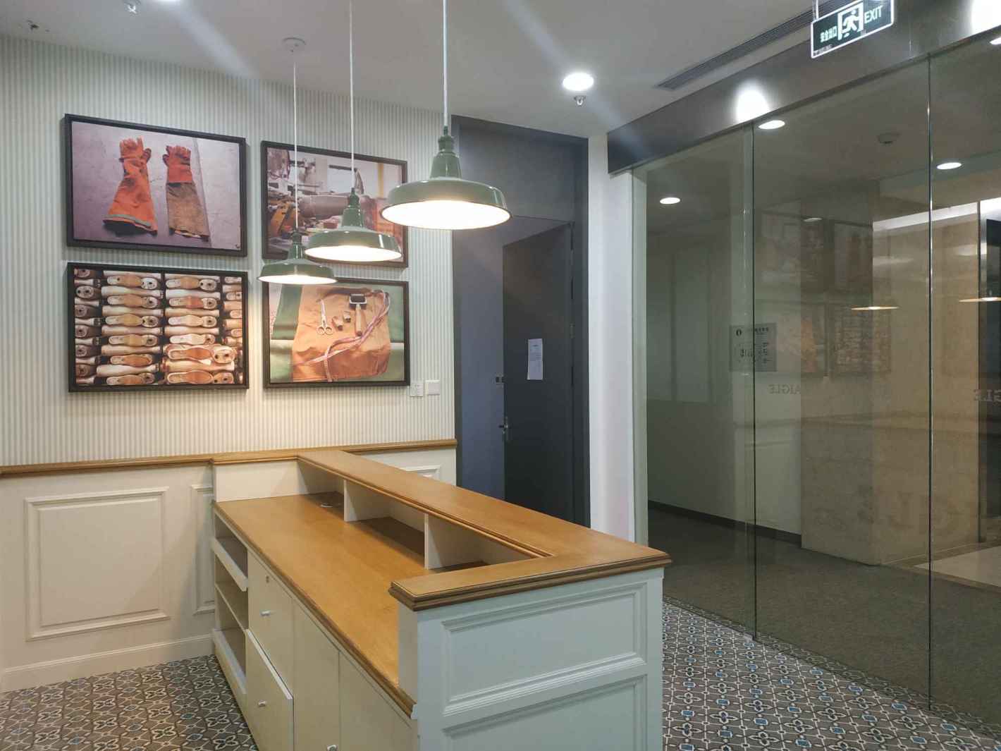 日月光中心黄浦 日月光中心 168平米 简装修