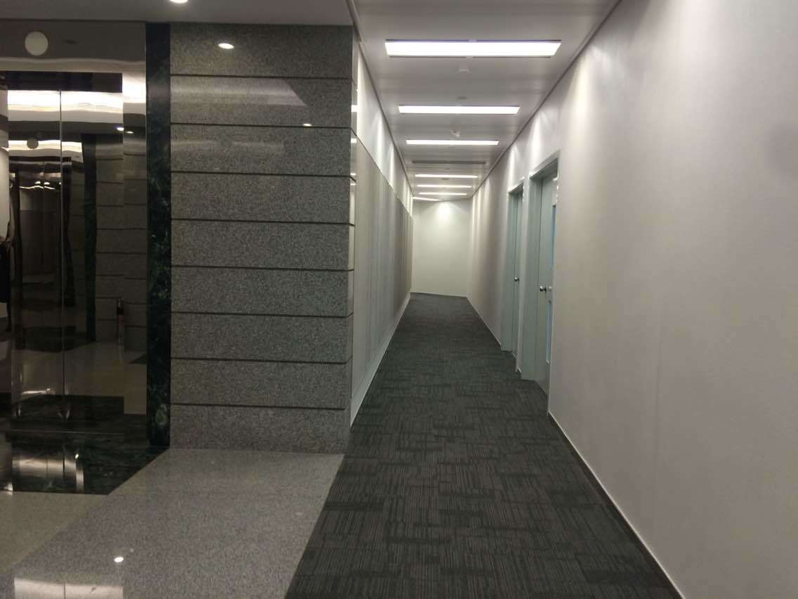 中信泰富广场静安 中信泰富广场 666平米 毛坯