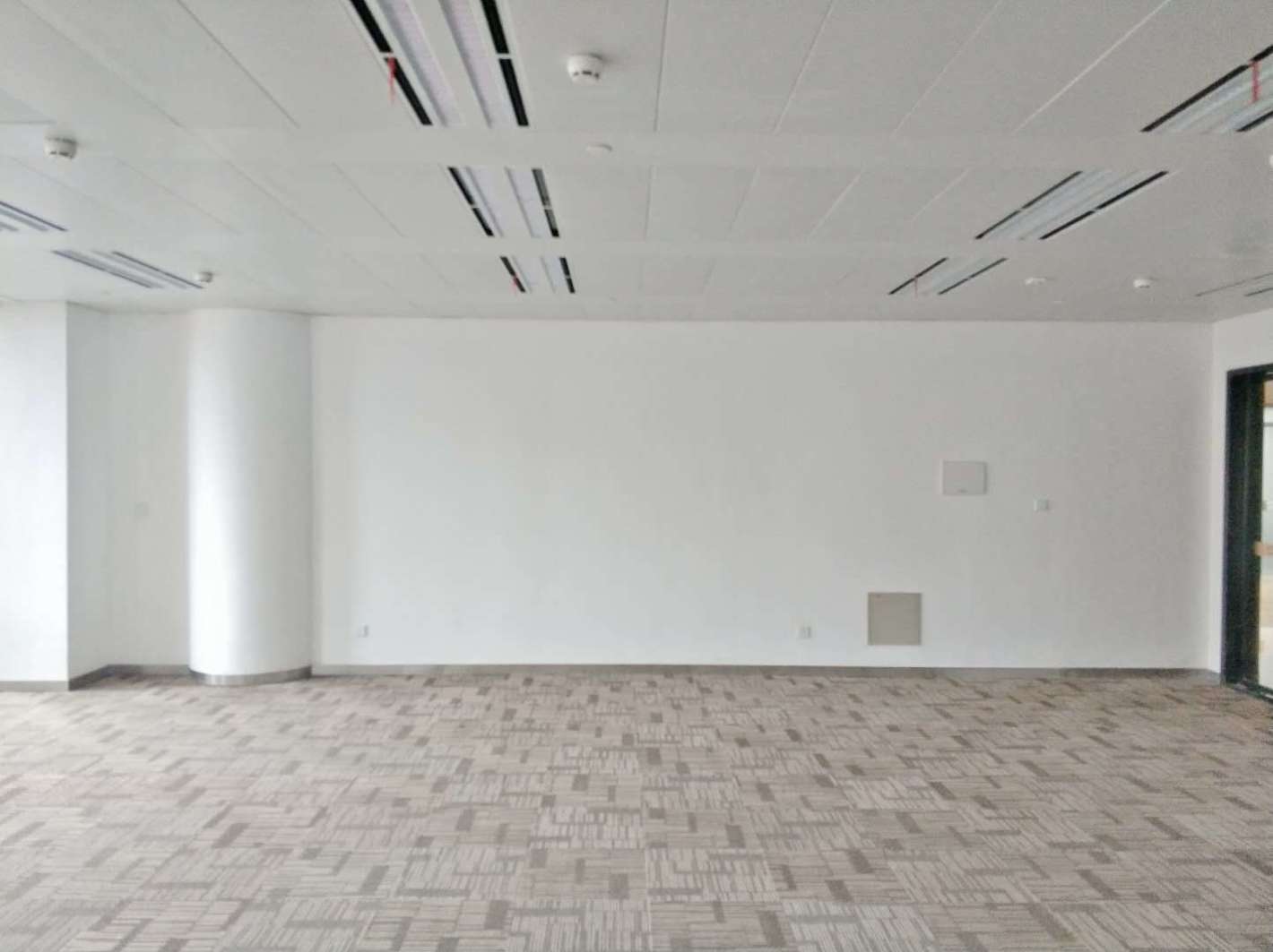 东方蓝海国际广场杨浦 东方蓝海国际广场 126平米 简装修