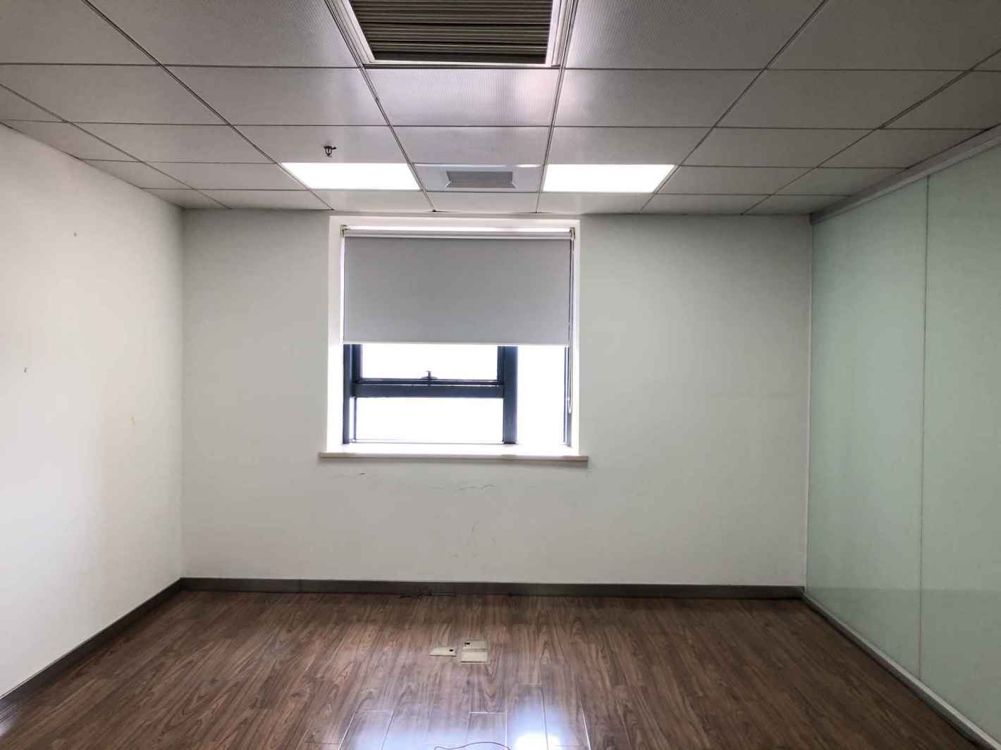 中瑞商务大厦200平米办公室出租-租金价格3.24元/m²/天