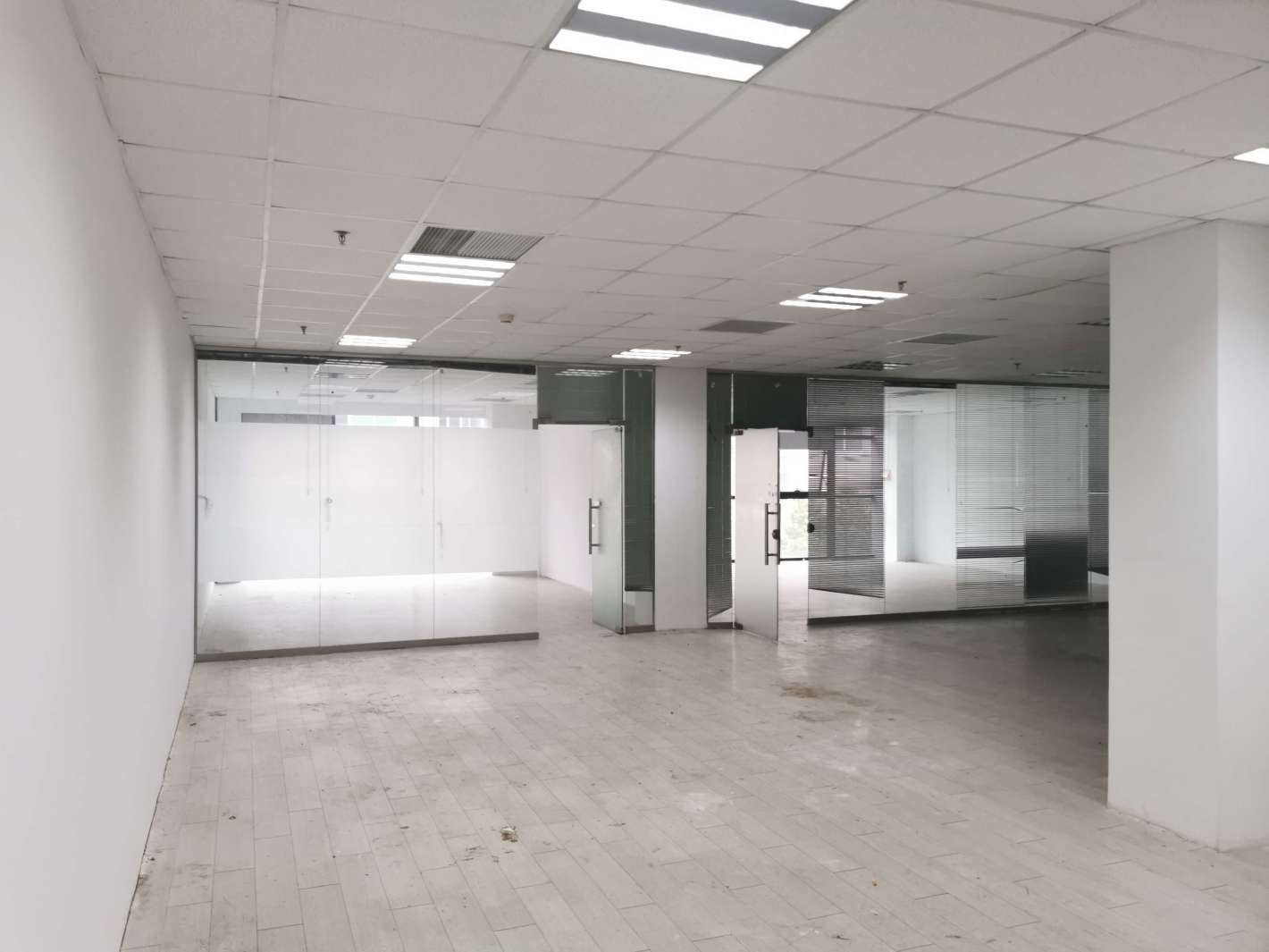 欧西玛创新园区296平米办公室出租-租金价格2.84元/m²/天