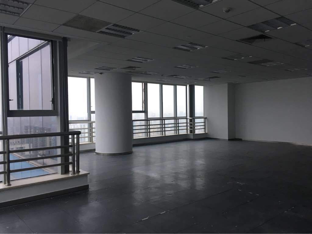 日月光中心黄浦 日月光中心 470平米 简装修