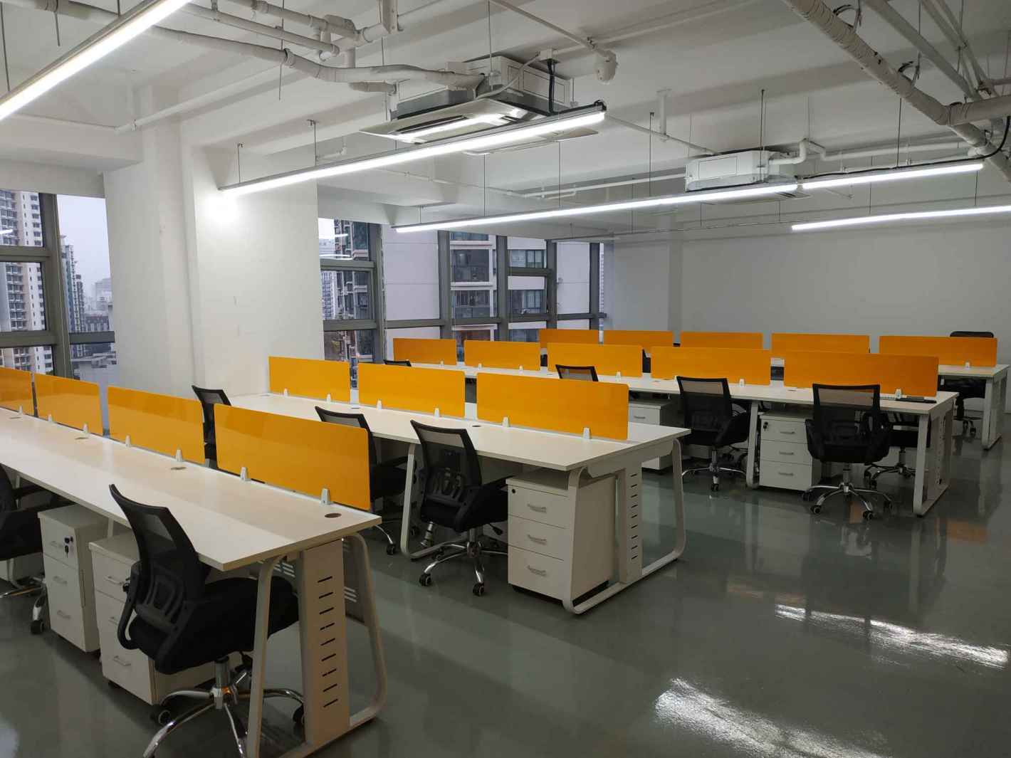 中港汇普陀普陀 中港汇普陀 215平米 豪华装修