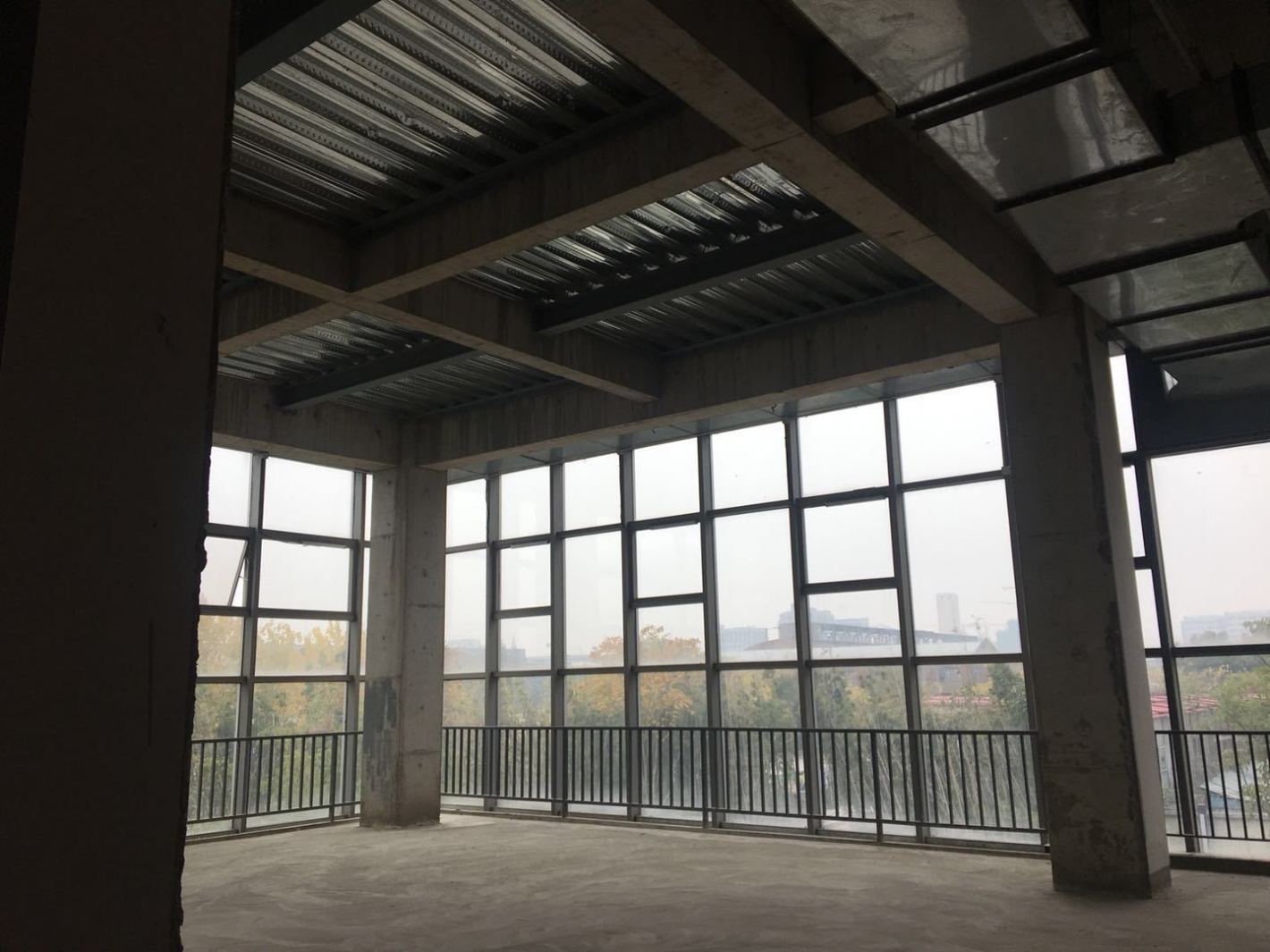 汇智园满星空间静安 汇智园满星空间 154平米 毛坯