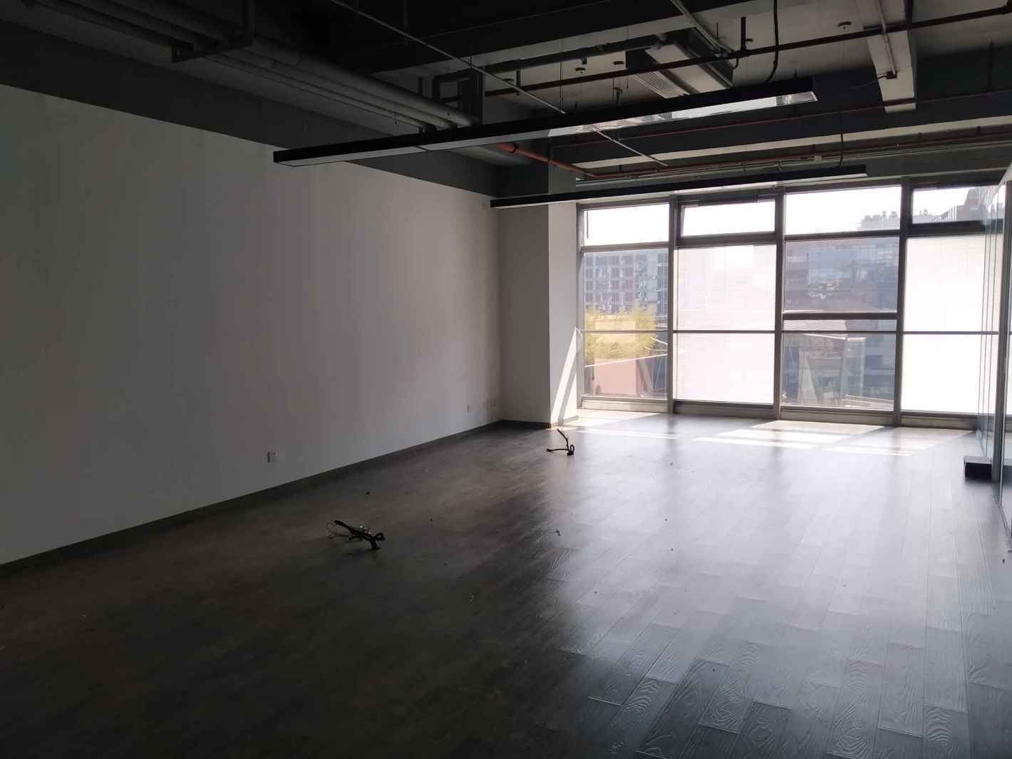 龙湖虹桥天街长宁 龙湖虹桥天街 172平米 精装修