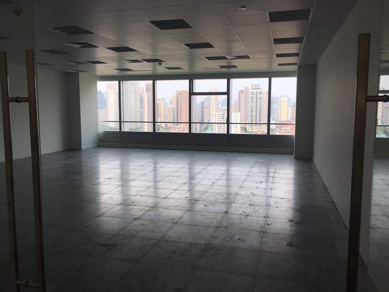 中海国际中心黄浦 中海国际中心 319平米 简装修