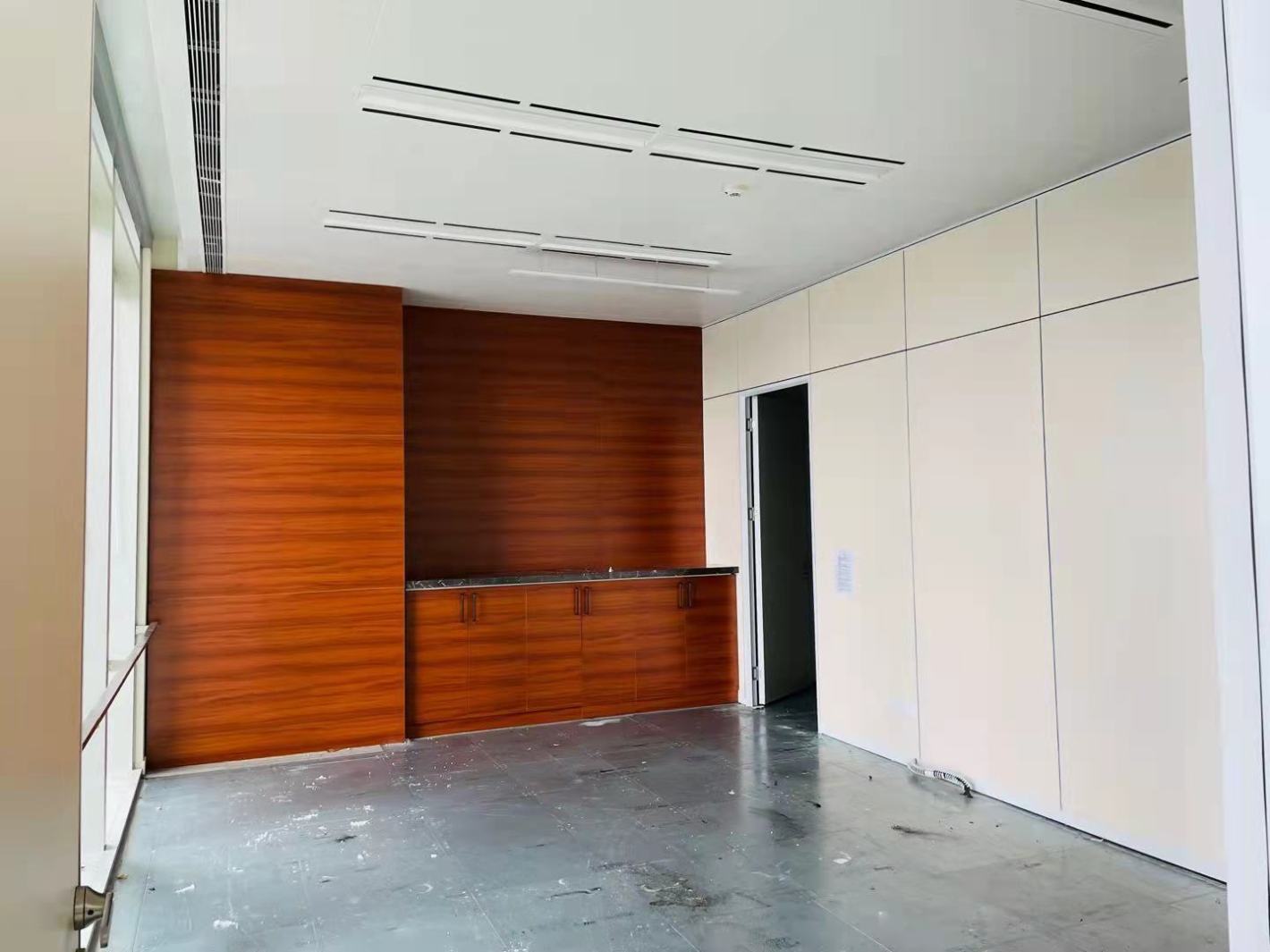 中庚环球创意中心闵行 中庚环球创意中心 305平米 简装修