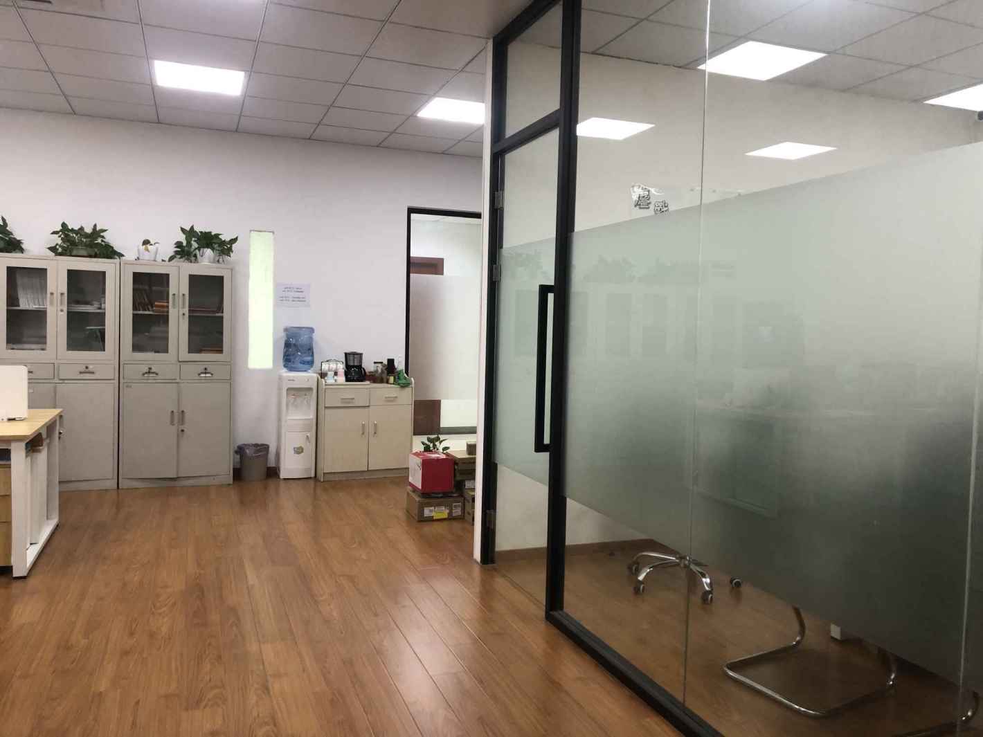 惠达商务园徐汇 惠达商务园 110平米 简装修