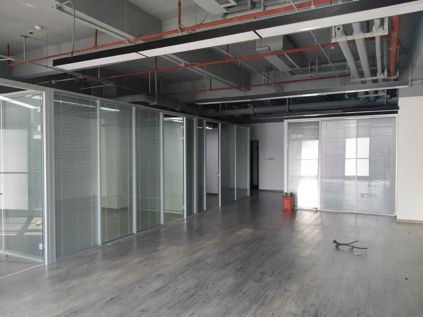 龙湖虹桥天街长宁 龙湖虹桥天街 172平米 精装修