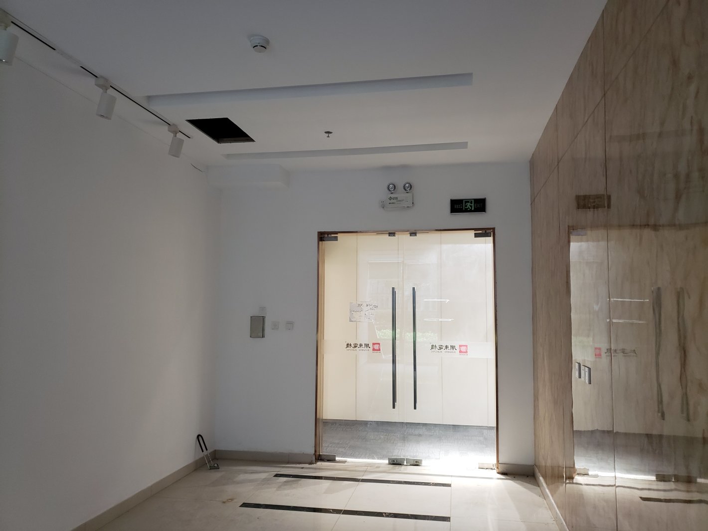 虹桥正荣中心长宁 虹桥正荣中心 302平米 精装修