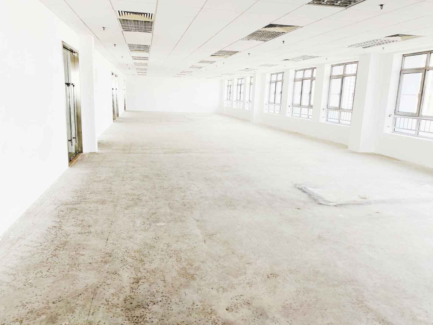 新城市中心广场普陀 新城市中心广场 168平米 简装修