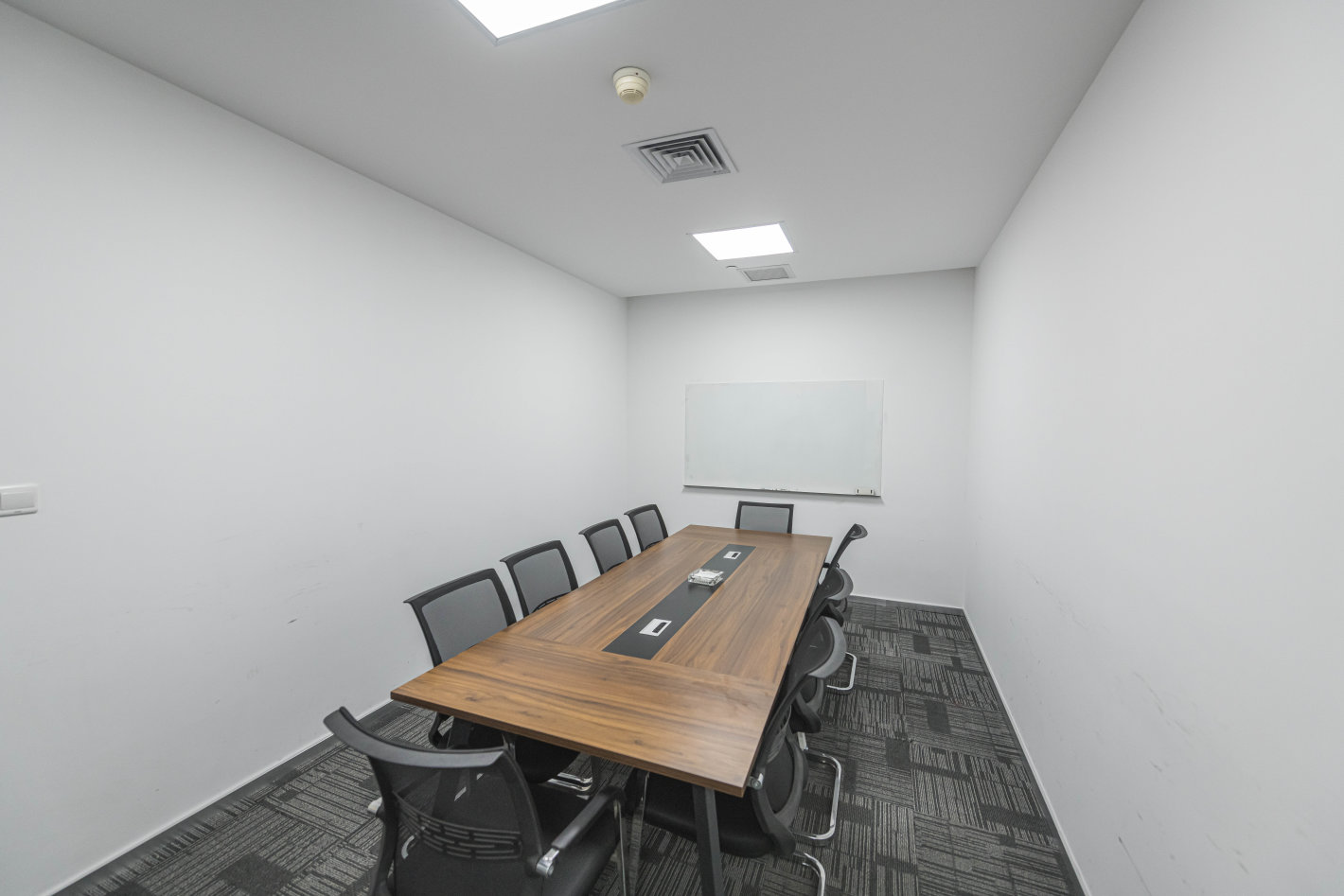 中信广场虹口 中信广场 350平米 简装修