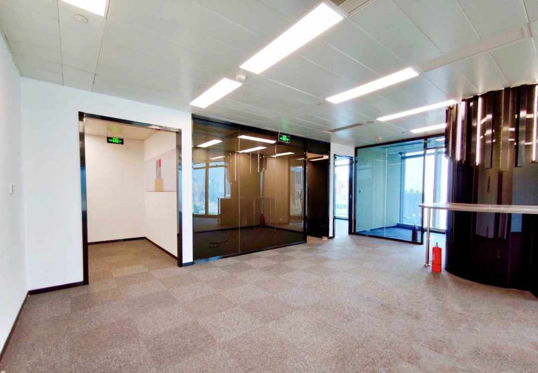 宏伊国际广场黄浦 宏伊国际广场 234平米 精装修