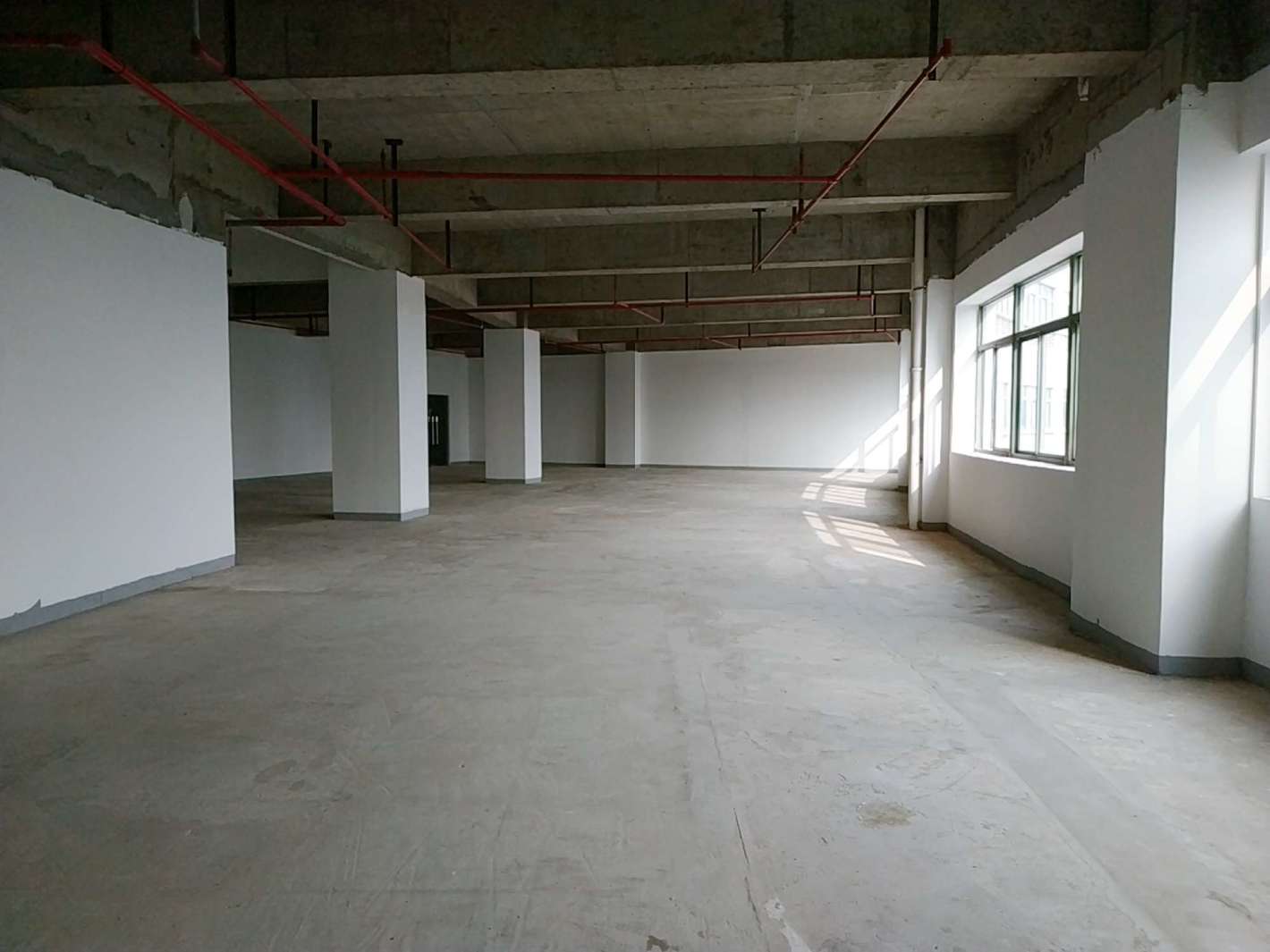 漕河泾科技产业化大楼徐汇 漕河泾科技产业化大楼 566平米 毛坯