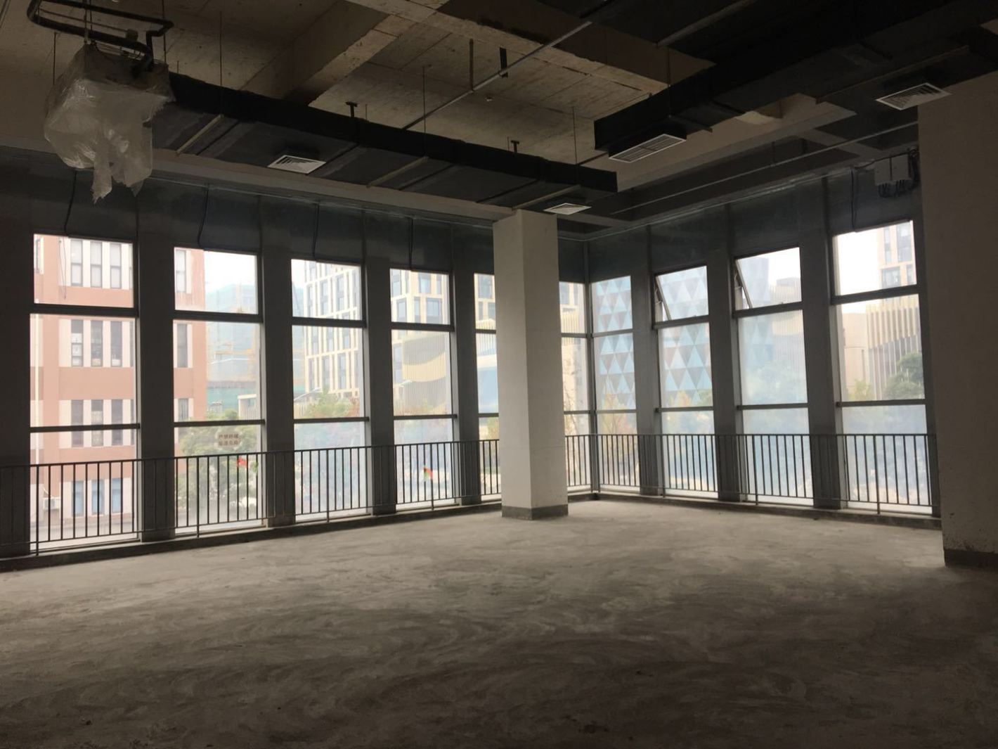 汇智园满星空间静安 汇智园满星空间 154平米 毛坯