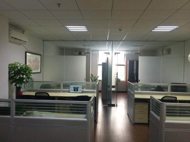 中城国际大厦徐汇 中城国际大厦 608平米 简装修