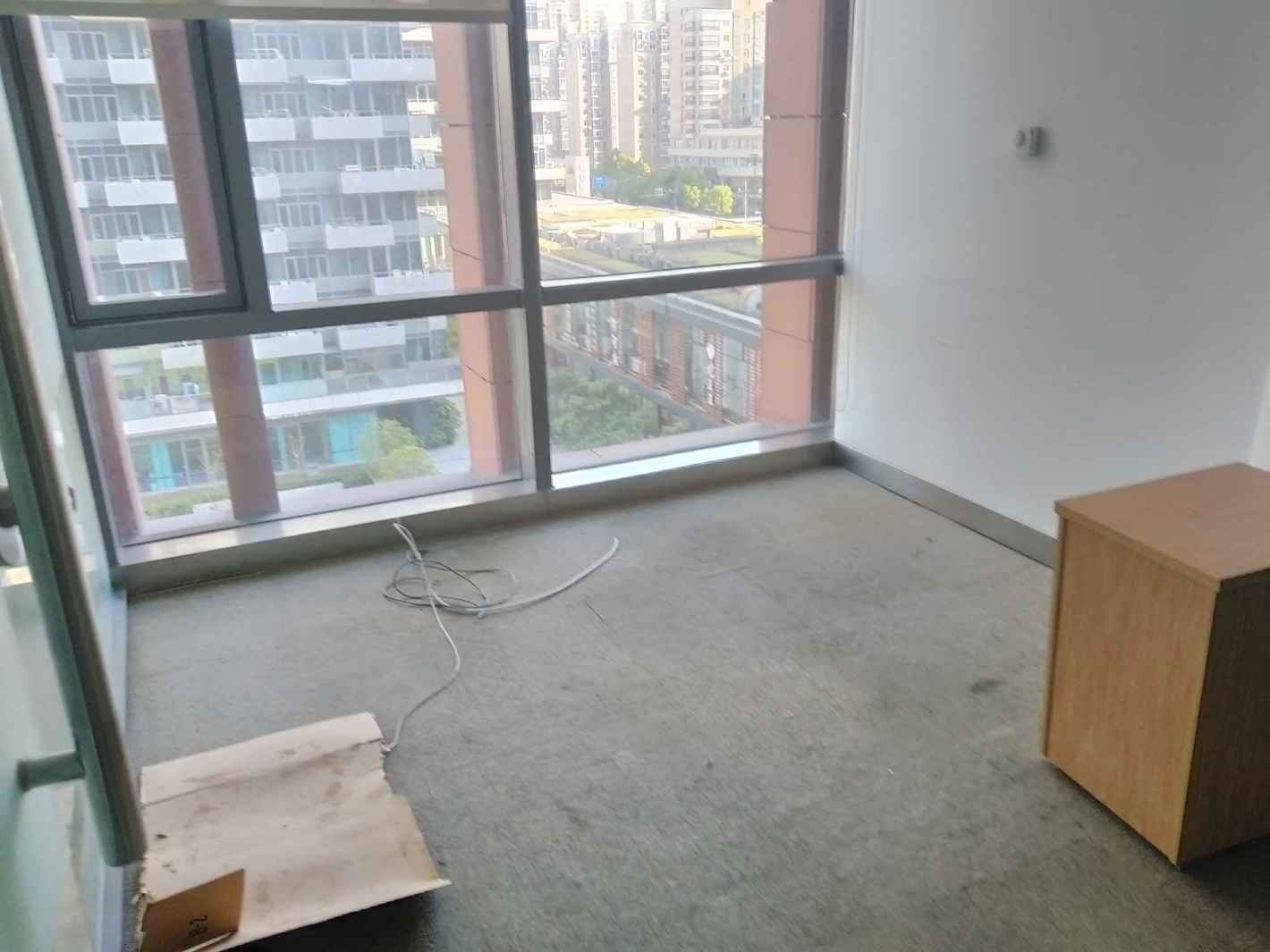 东方蓝海国际广场杨浦 东方蓝海国际广场 126平米 中等装修