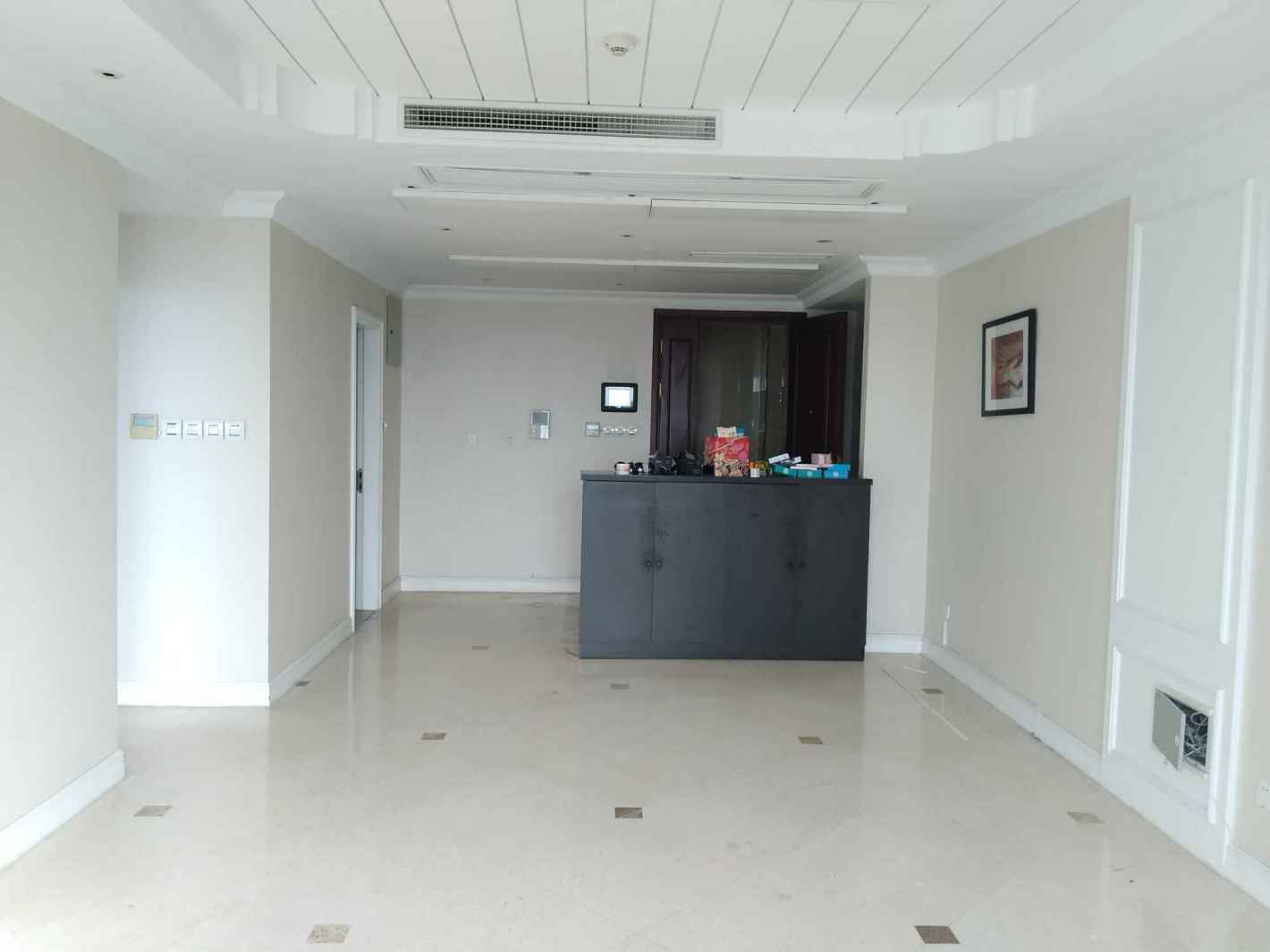 日月光伯爵居黄浦 日月光伯爵居 145平米 简装修