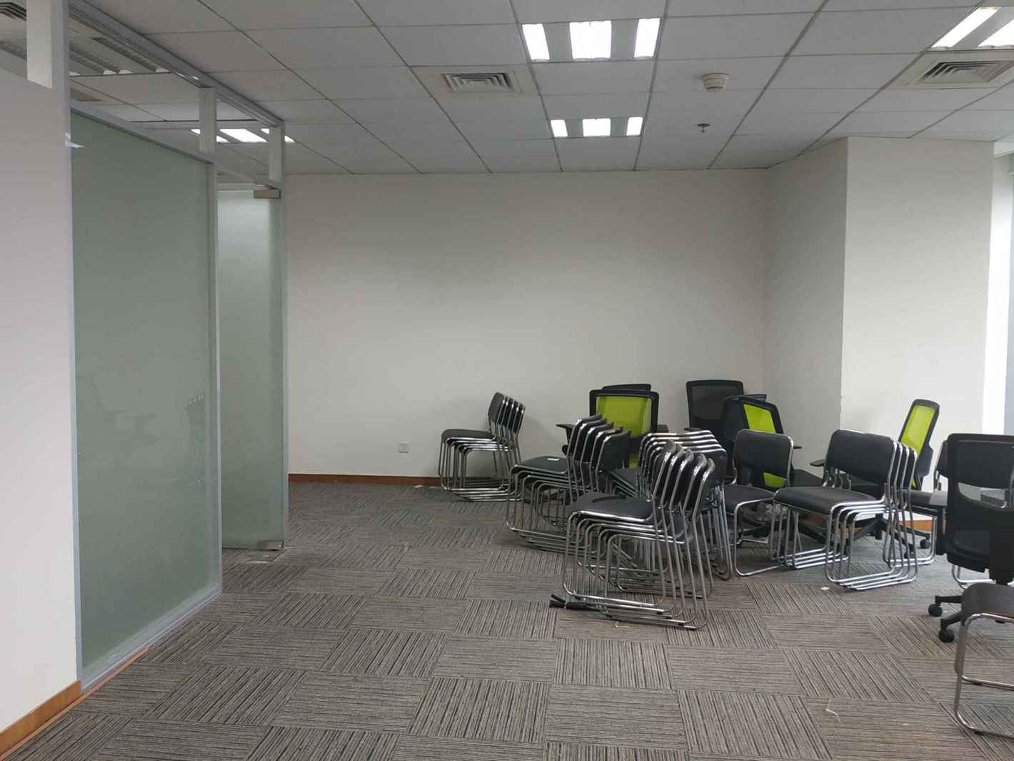 友力国际大厦普陀 友力国际大厦 127平米 中等装修