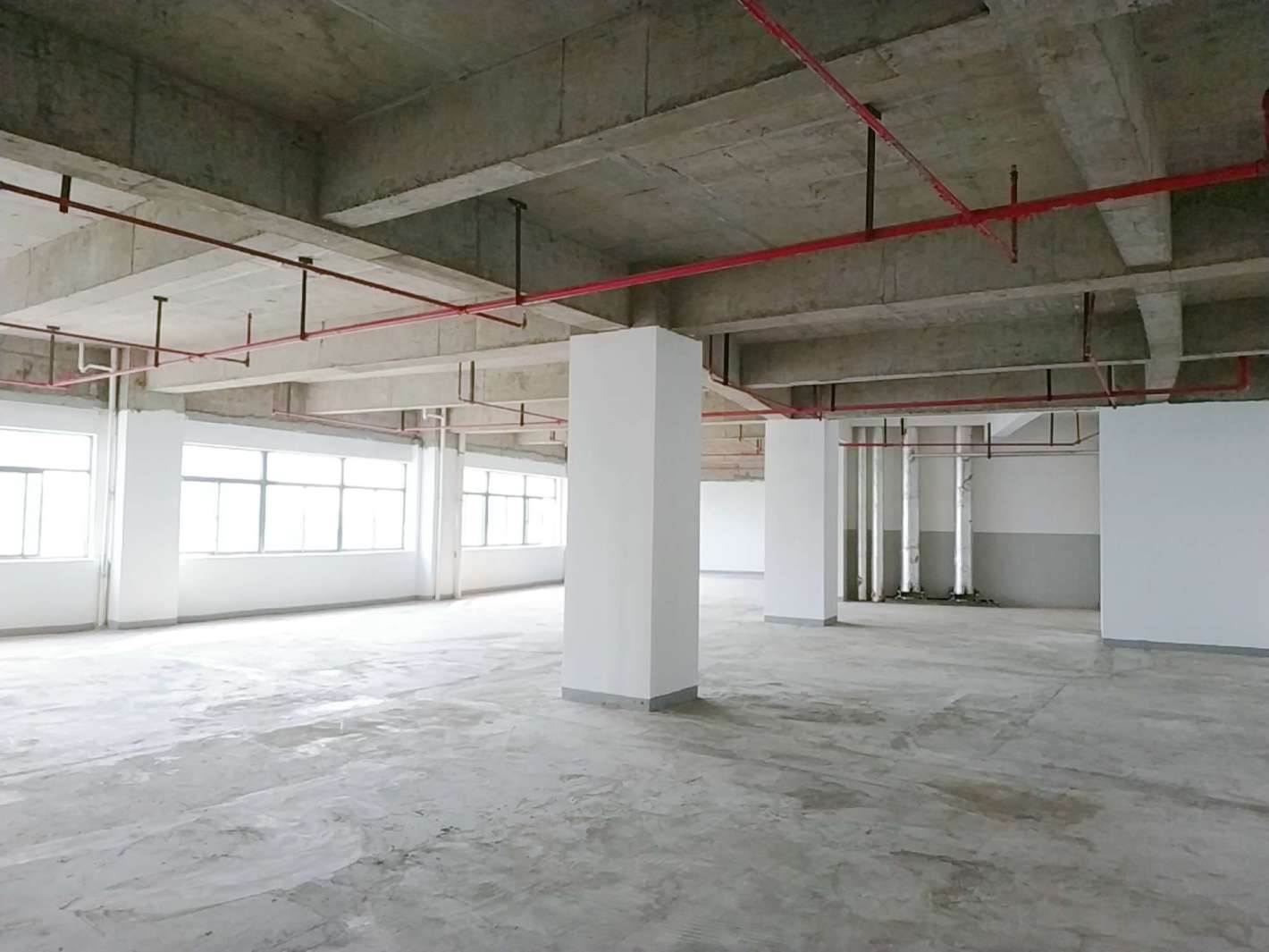 漕河泾科技产业化大楼徐汇 漕河泾科技产业化大楼 566平米 毛坯