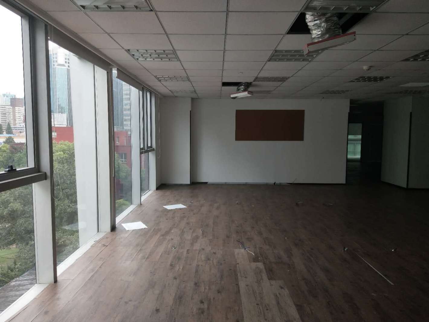 东方投资大厦（原名东方众鑫大厦）静安 东方投资大厦（原名东方众鑫大厦） 1098平米 简装修